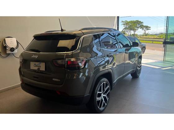 JEEP COMPASS 1.3 T270 TURBO FLEX LONGITUDE AT6